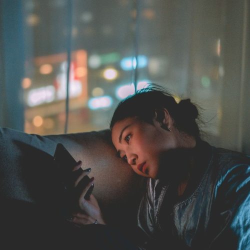 O mal-estar da pós-modernidade: como a sociedade molda nossa mente